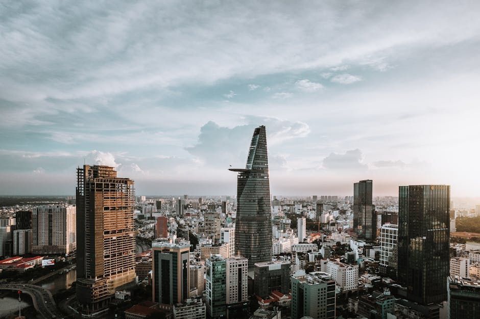 HCMC District 2 vs Hanoi's Tay Ho: Complete Price Comparison Guide for Expat Apartments as Q1 2025 Rates Shift 15-20%