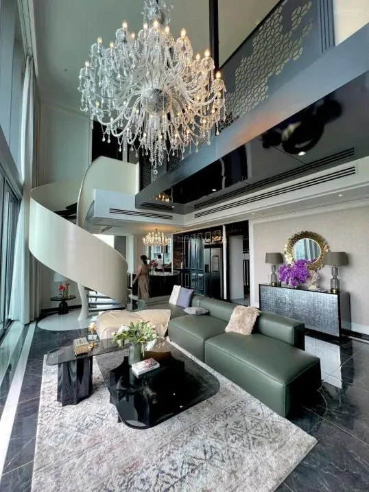 Empire City - Duplex for Rent: 4 Bedrooms with Private Elevator, Premium View - Photo 2