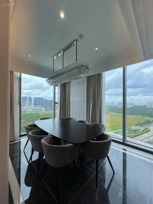 Empire City - Duplex for Rent: 4 Bedrooms with Private Elevator, Premium View - Photo 10