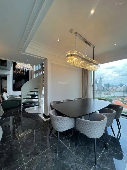Empire City - Duplex for Rent: 4 Bedrooms with Private Elevator, Premium View - Photo 12