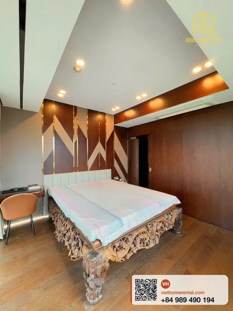 C0611 Metropole Galleria - 4-Bedroom Luxury Furnished Apartment - Photo 1