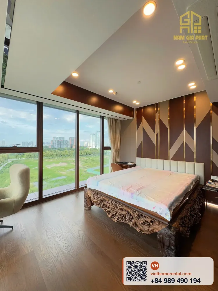 C0611 Metropole Galleria - 4-Bedroom Luxury Furnished Apartment - Photo 7