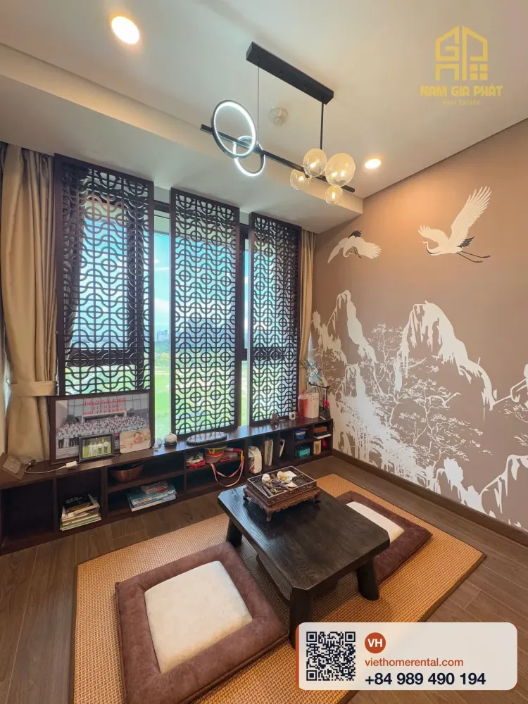 C0611 Metropole Galleria - 4-Bedroom Luxury Furnished Apartment - Photo 9