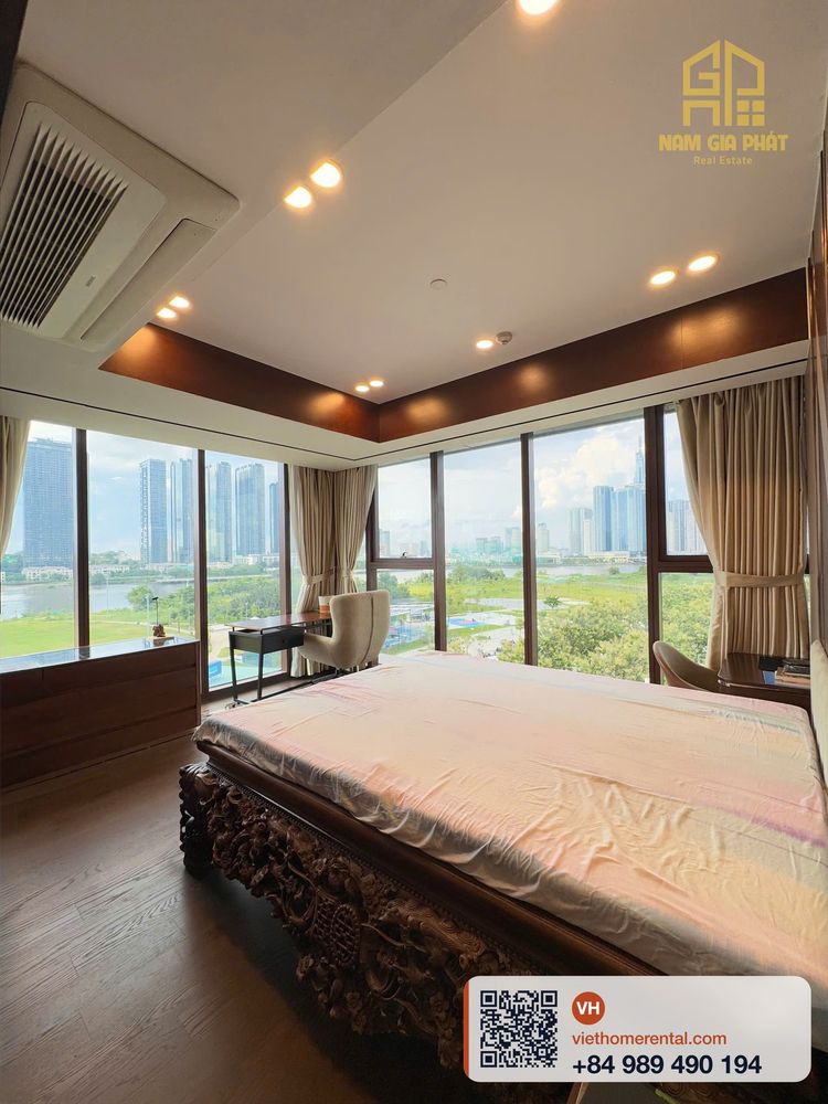 C0611 Metropole Galleria - 4-Bedroom Luxury Furnished Apartment - Photo 10