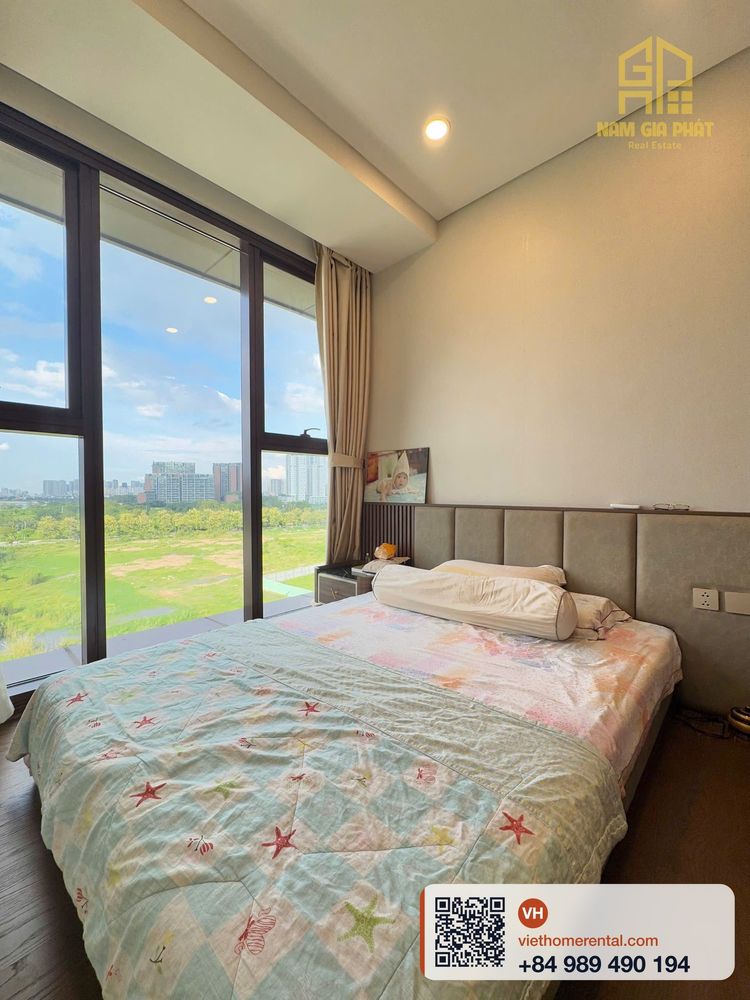 C0611 Metropole Galleria - 4-Bedroom Luxury Furnished Apartment - Photo 11