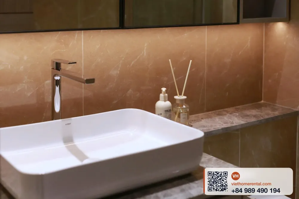 Opera Metropole 2-Bedroom Apartment for Rent in Thu Thiem - Photo 8