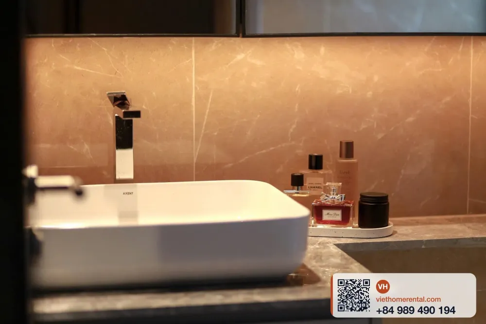 Opera Metropole 2-Bedroom Apartment for Rent in Thu Thiem - Photo 10