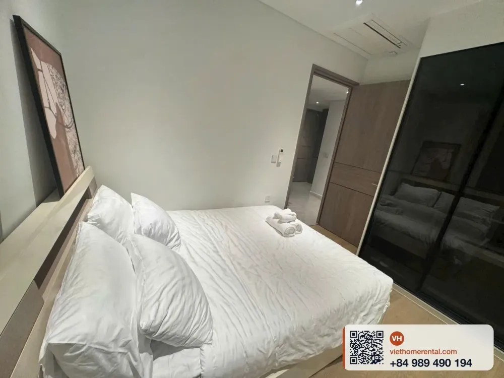 Opera Metropole Q2 3-Bedroom Apartment Rental - 135m2 - Photo 1